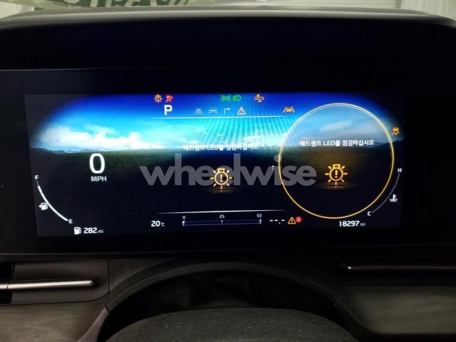 Photo 10 of 2024 KIA CARNIVAL SX (VIN KNDNE5H38R6388219)