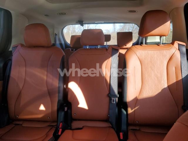 Photo 10 of 2025 KIA CARNIVAL SX (VIN KNDNE5K34S6485318)