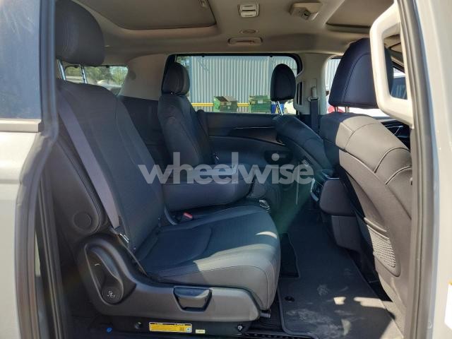 Photo 14 of 2025 KIA CARNIVAL SX (VIN KNDNE5K38S6479019)