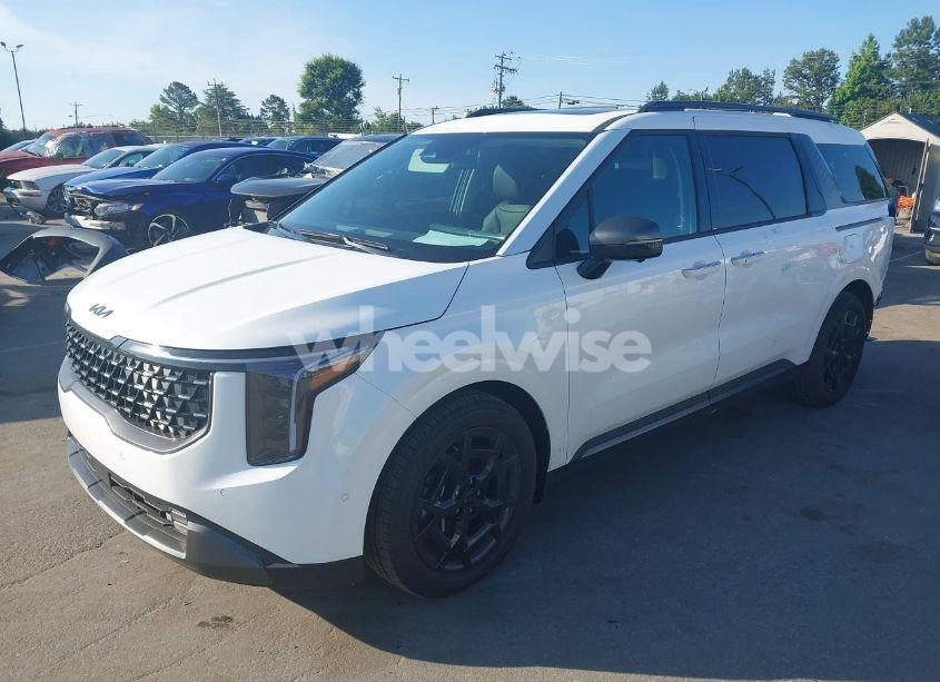 Photo 2 of 2025 Kia Carnival MPV SX (VIN KNDNE5K3XS6534585)