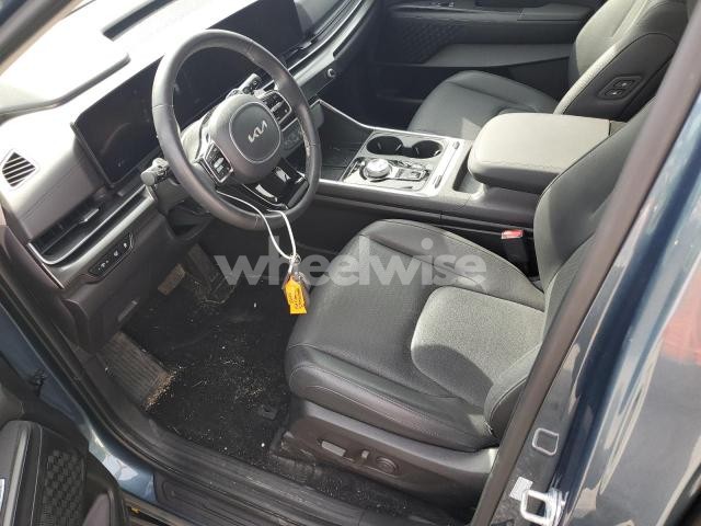 Photo 11 of 2025 KIA CARNIVAL SX (VIN KNDNE5KA1S6042042)