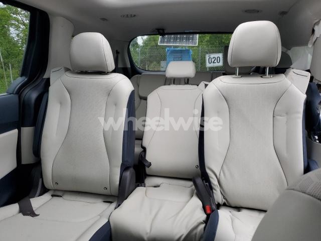 2025 KIA CARNIVAL SX (VIN KNDNE5KA2S6060422) main photo