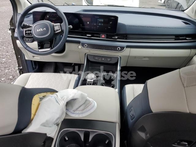 Photo 11 of 2025 KIA CARNIVAL SX (VIN KNDNE5KA2S6060422)