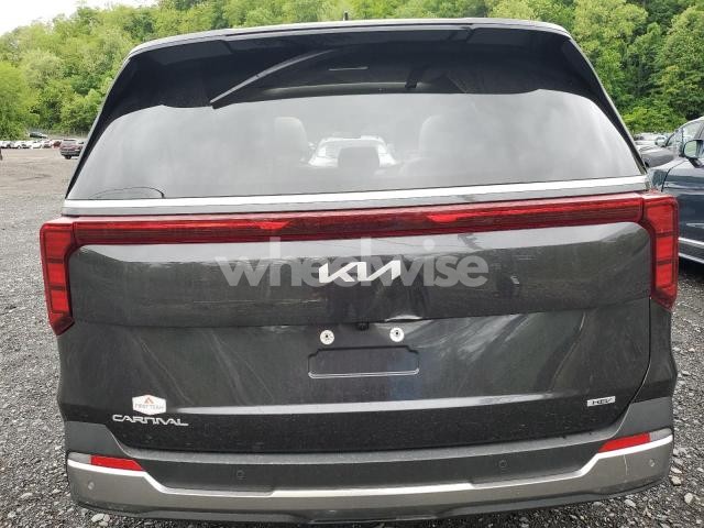 Photo 8 of 2025 KIA CARNIVAL SX (VIN KNDNE5KA2S6060422)