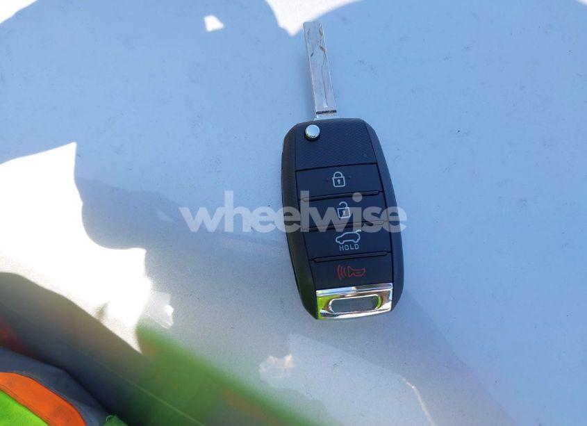 Photo 11 of 2020 Kia Sportage S (VIN KNDP63AC1L7651768)