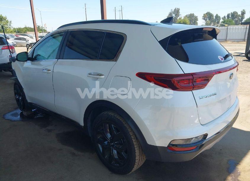 Photo 3 of 2020 Kia Sportage S (VIN KNDP63AC3L7743836)