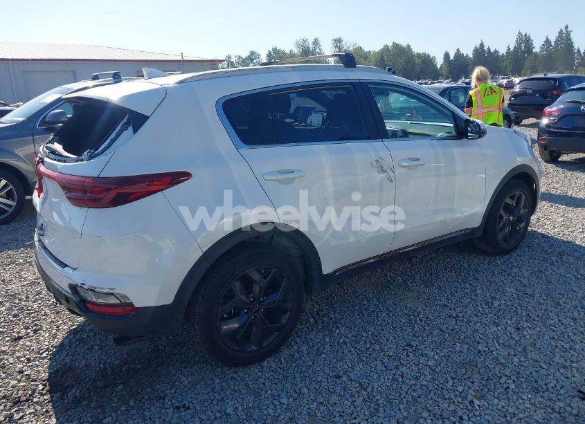 Photo 4 of 2020 Kia Sportage S (VIN KNDP63AC3L7763858)