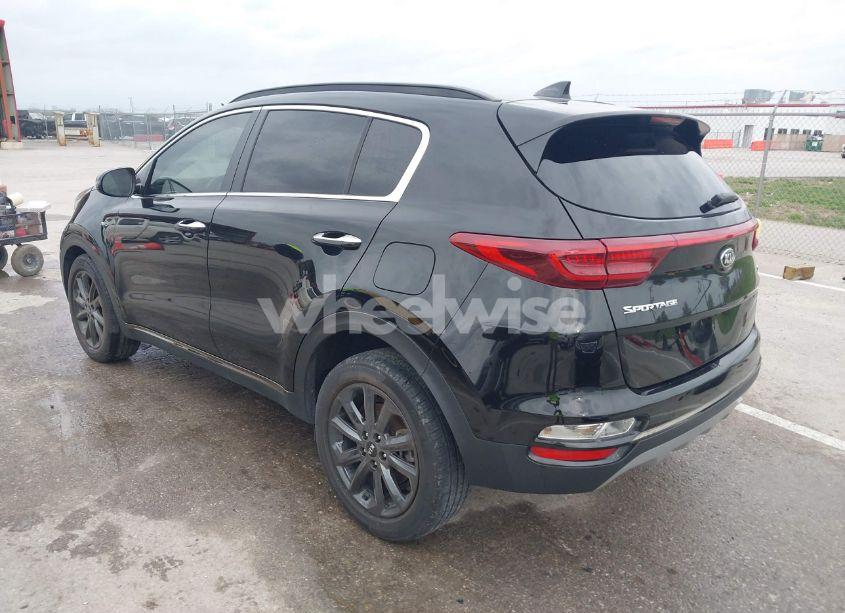 Photo 3 of 2020 Kia Sportage S (VIN KNDP6CAC1L7694152)