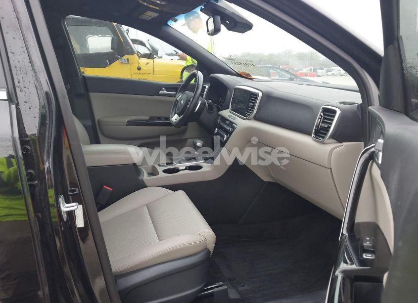 Photo 5 of 2020 Kia Sportage S (VIN KNDP6CAC1L7694152)