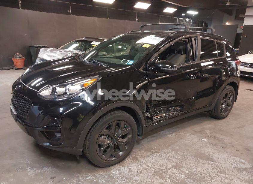 Photo 2 of 2022 Kia Sportage NIGHTFALL EDITION (VIN KNDP6CAC1N7988881)