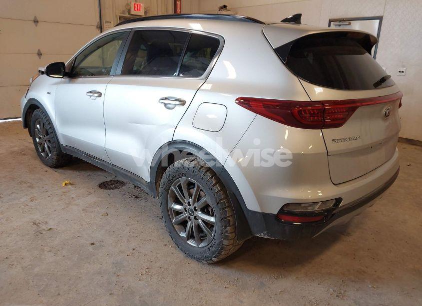 Photo 3 of 2020 Kia Sportage S (VIN KNDP6CAC6L7656951)
