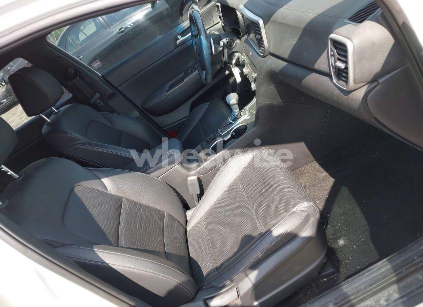 Photo 5 of 2021 Kia Sportage S (VIN KNDP6CAC6M7872669)