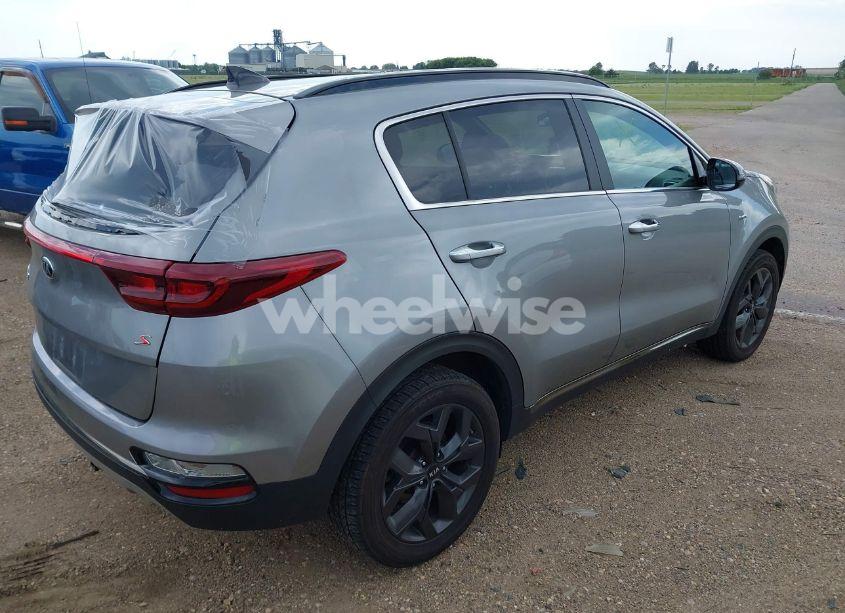 Photo 4 of 2020 Kia Sportage S (VIN KNDP6CAC8L7818076)