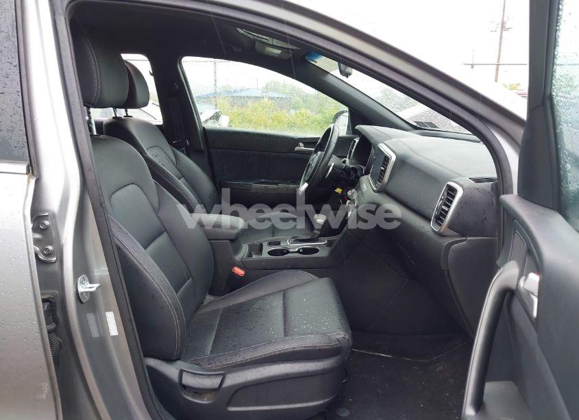 Photo 5 of 2020 Kia Sportage S (VIN KNDP6CAC9L7647919)