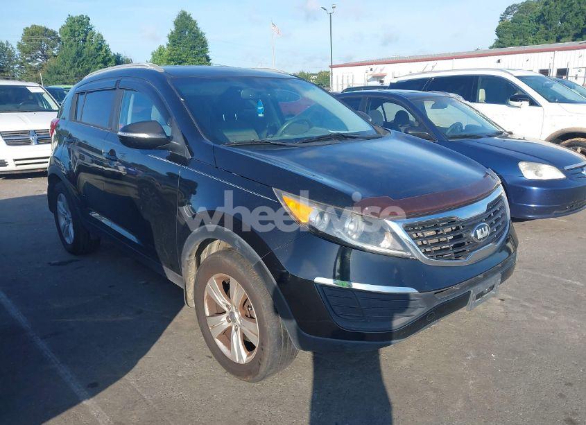 2013 Kia Sportage LX (VIN KNDPB3A21D7393000) main photo