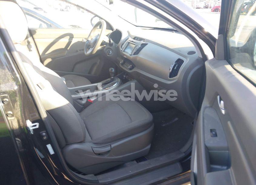 Photo 5 of 2013 Kia Sportage LX (VIN KNDPB3A21D7393000)