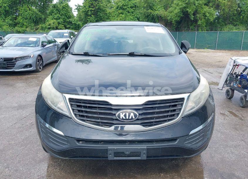 Photo 6 of 2013 Kia Sportage LX (VIN KNDPB3A21D7494831)