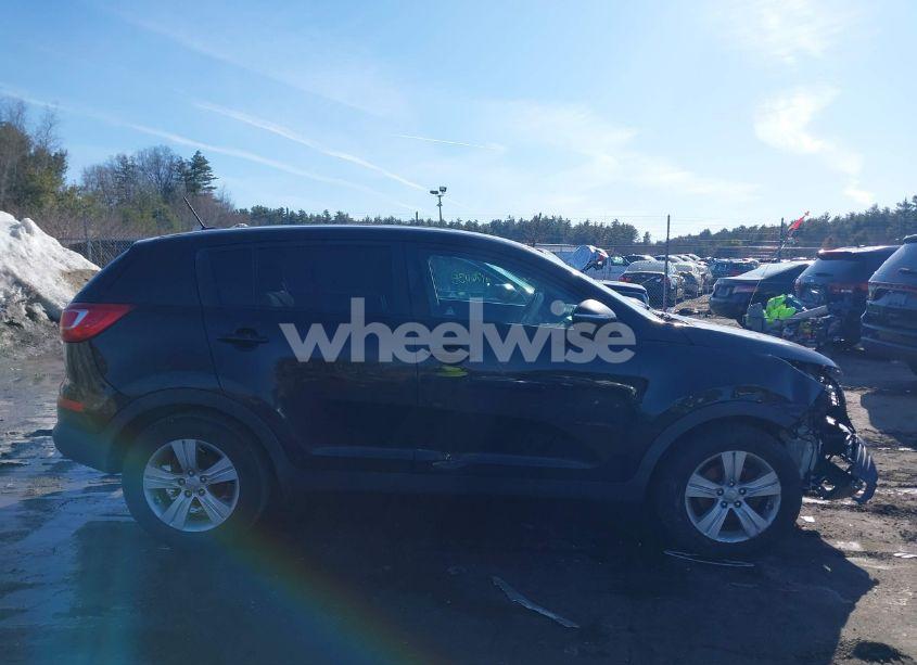 Photo 13 of 2012 Kia Sportage LX (VIN KNDPB3A23C7333198)
