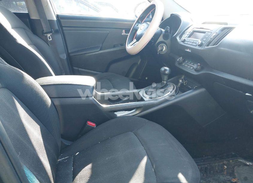 Photo 5 of 2012 Kia Sportage LX (VIN KNDPB3A23C7333198)