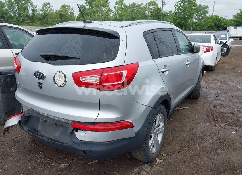 Photo 4 of 2012 Kia Sportage LX (VIN KNDPB3A23C7340281)