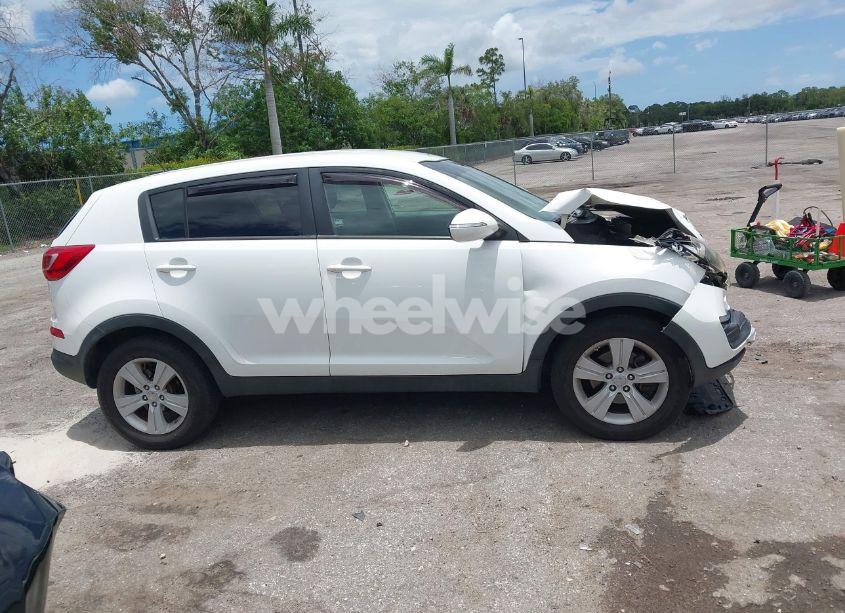 Photo 13 of 2013 Kia Sportage LX (VIN KNDPB3A23D7391619)
