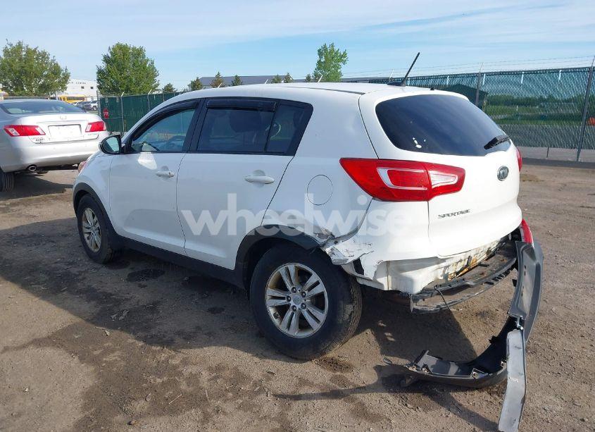 Photo 3 of 2011 Kia Sportage LX (VIN KNDPB3A26B7085933)