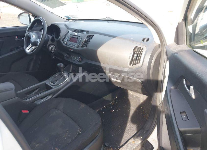 Photo 5 of 2011 Kia Sportage LX (VIN KNDPB3A26B7085933)