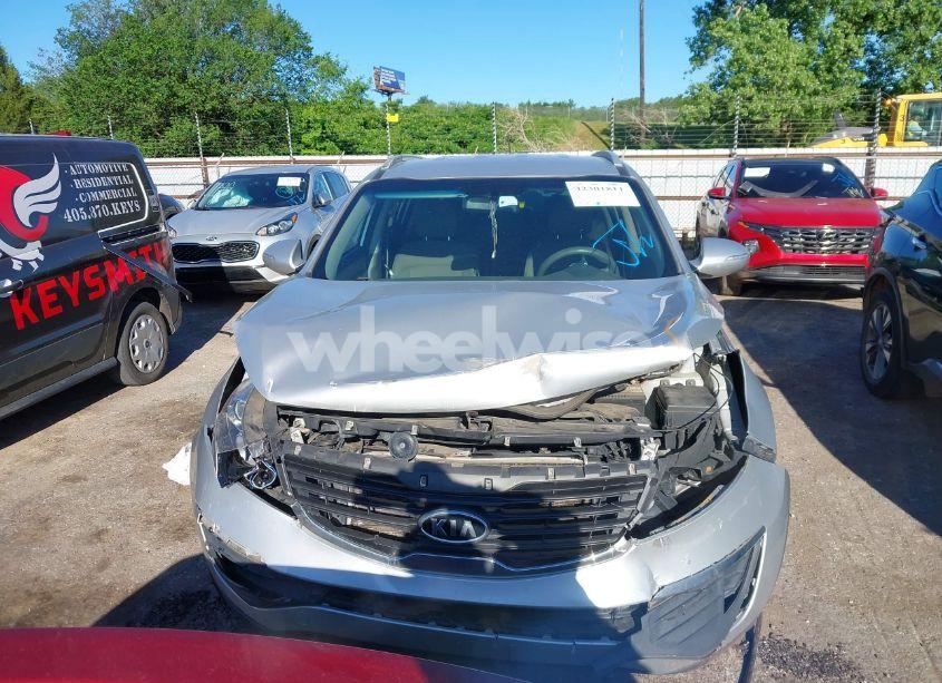 Photo 12 of 2011 Kia Sportage LX (VIN KNDPB3A26B7113228)