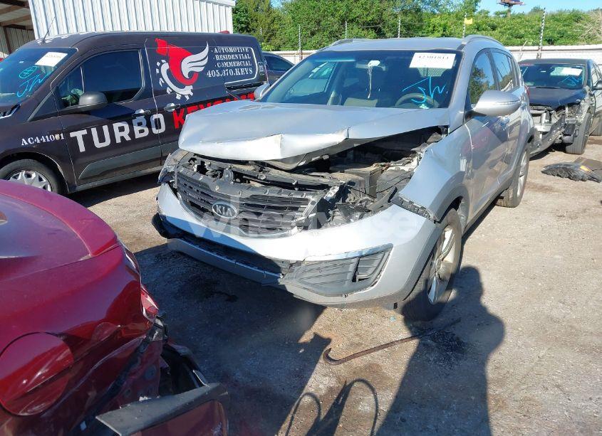 Photo 6 of 2011 Kia Sportage LX (VIN KNDPB3A26B7113228)