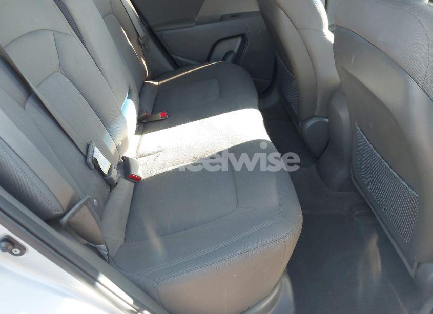 Photo 8 of 2011 Kia Sportage LX (VIN KNDPB3A26B7113228)