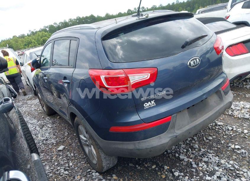 Photo 3 of 2013 Kia Sportage LX (VIN KNDPB3A26D7412382)