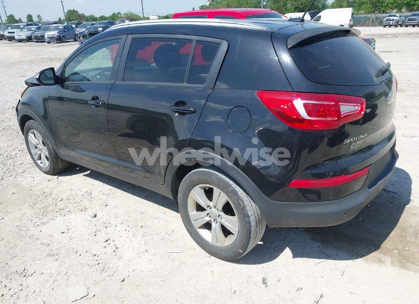 Photo 3 of 2013 Kia Sportage LX (VIN KNDPB3A26D7517696)
