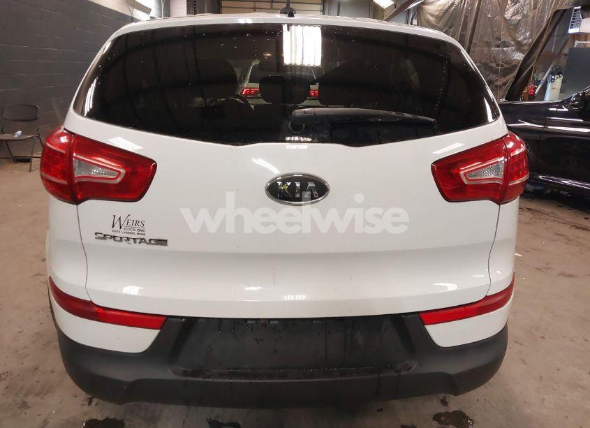 Photo 16 of 2011 Kia Sportage LX (VIN KNDPB3A28B7061164)