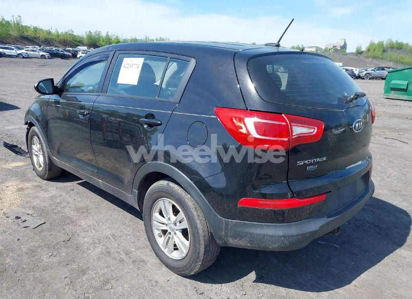 Photo 3 of 2012 Kia Sportage LX (VIN KNDPB3A28C7187185)