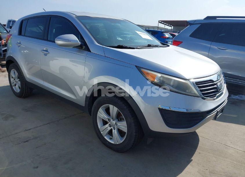2013 Kia Sportage LX (VIN KNDPB3A28D7422640) main photo