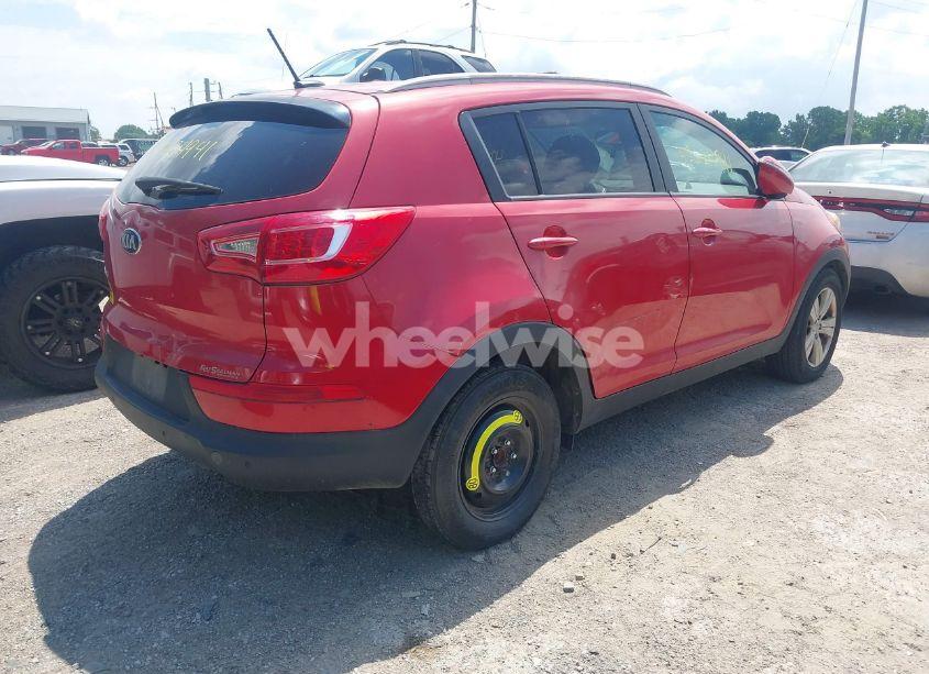 Photo 4 of 2013 Kia Sportage LX (VIN KNDPB3A29D7379023)