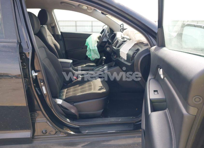 Photo 5 of 2012 Kia Sportage LX (VIN KNDPB3A2XC7198303)