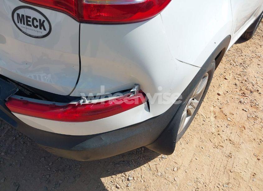 Photo 12 of 2012 Kia Sportage LX (VIN KNDPB3A2XC7228819)