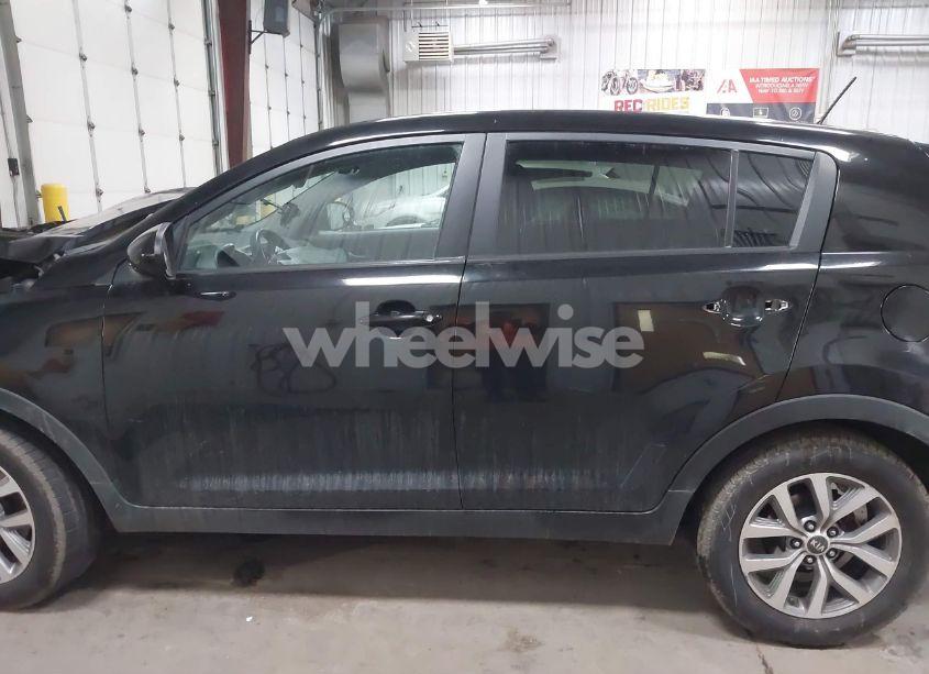 Photo 15 of 2015 Kia Sportage LX (VIN KNDPB3AC0F7701978)