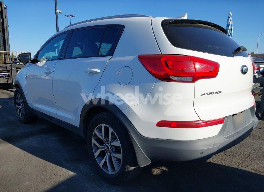 Photo 3 of 2014 Kia Sportage LX (VIN KNDPB3AC1E7606456)