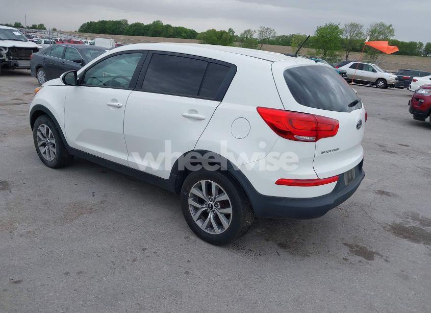Photo 3 of 2014 Kia Sportage LX (VIN KNDPB3AC1E7638176)