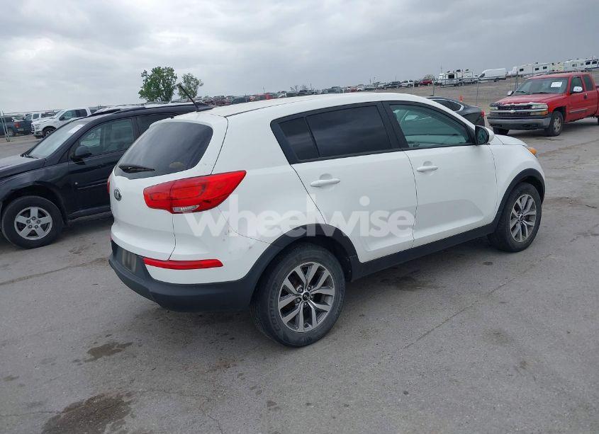 Photo 4 of 2014 Kia Sportage LX (VIN KNDPB3AC1E7638176)