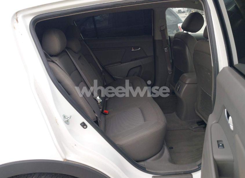 Photo 8 of 2014 Kia Sportage LX (VIN KNDPB3AC1E7638176)