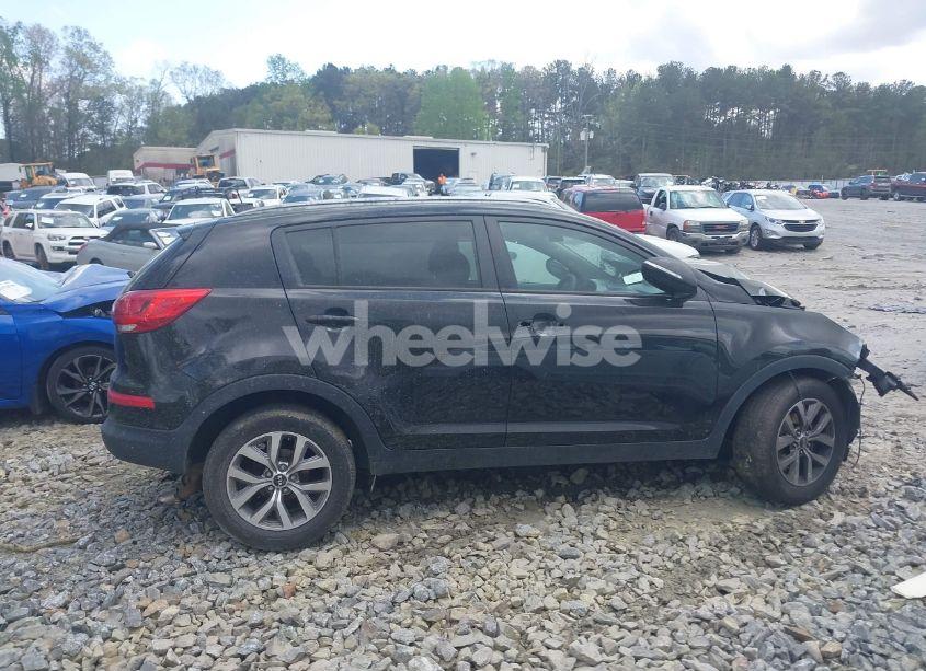 Photo 13 of 2015 Kia Sportage LX (VIN KNDPB3AC1F7722564)