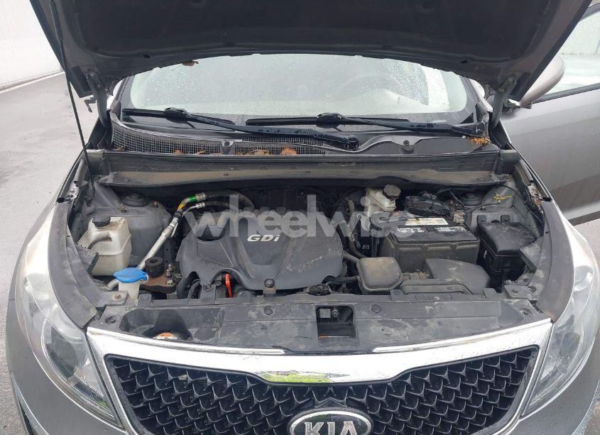Photo 10 of 2015 Kia Sportage LX (VIN KNDPB3AC1F7784479)