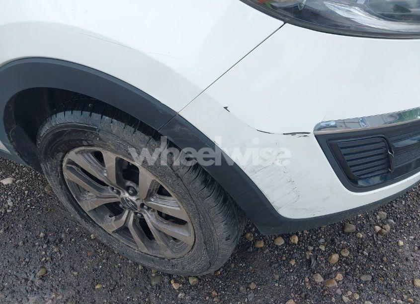 Photo 12 of 2014 Kia Sportage LX (VIN KNDPB3AC2E7602268)