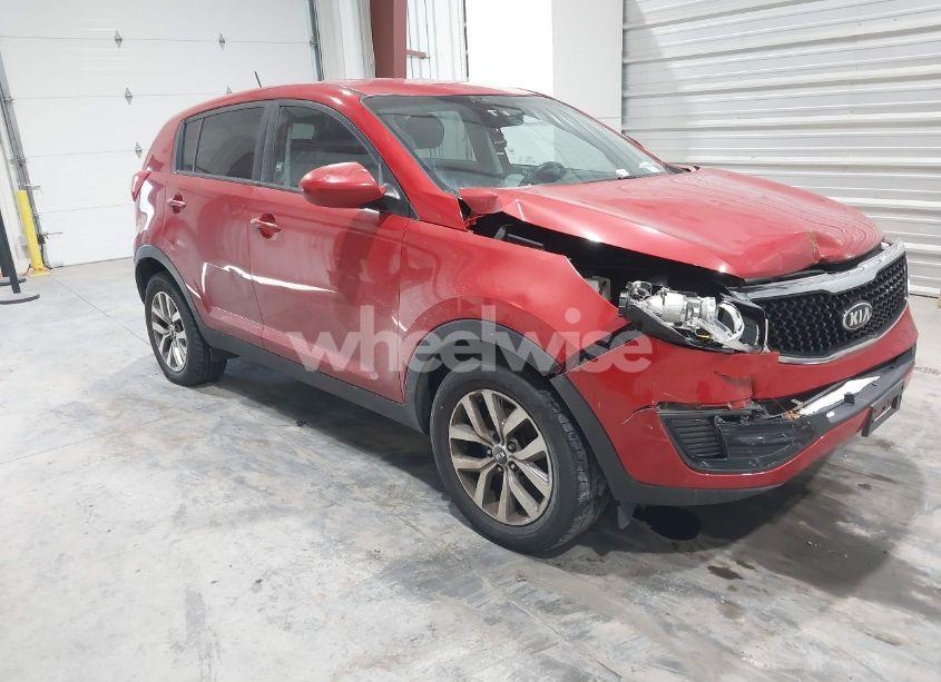 2015 Kia Sportage LX (VIN KNDPB3AC2F7692944) main photo