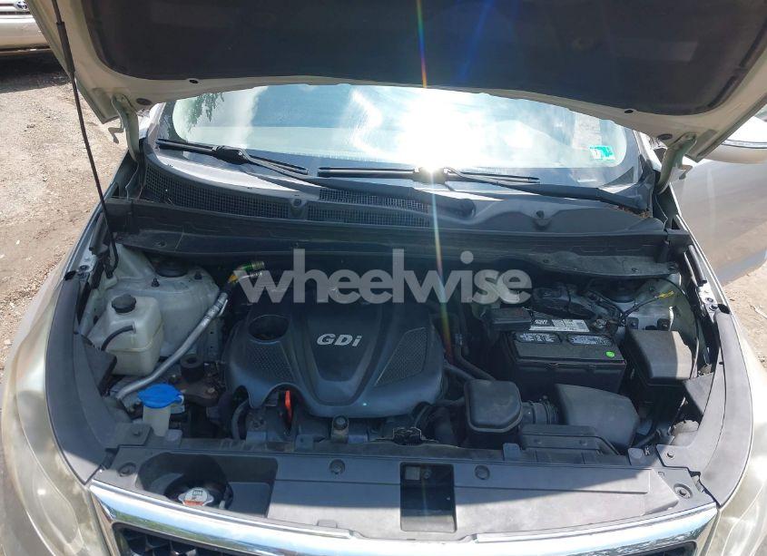 Photo 10 of 2015 Kia Sportage LX (VIN KNDPB3AC2F7729331)