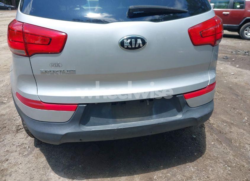 Photo 6 of 2015 Kia Sportage LX (VIN KNDPB3AC2F7729331)