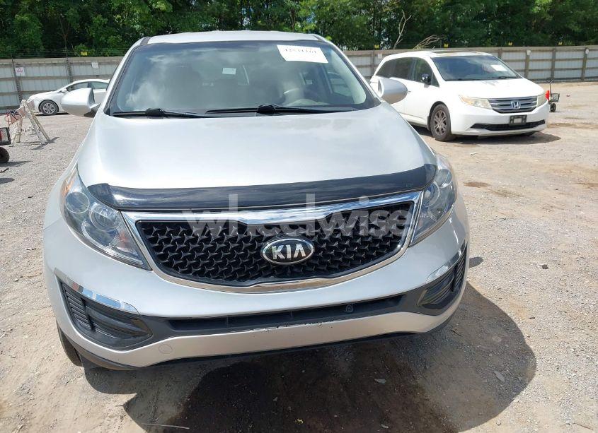 Photo 6 of 2015 Kia Sportage LX (VIN KNDPB3AC2F7731760)